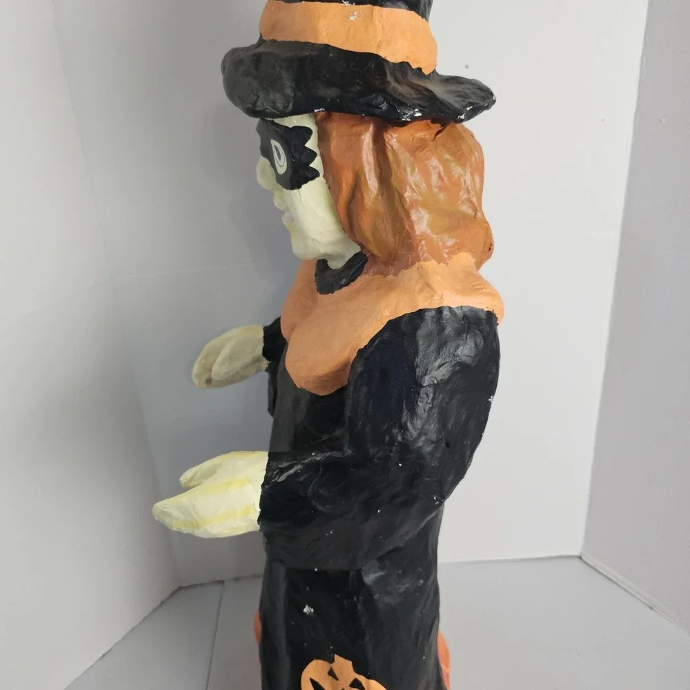 Vintage Halloween Paper Mache Scary Witch Trick Or Treater Greeter Y2K 90s 32